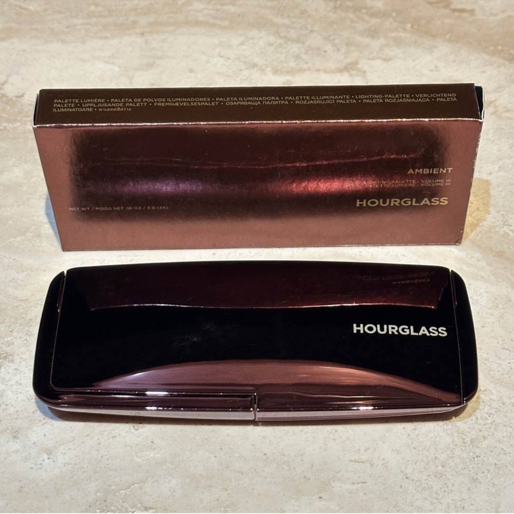 Hourglass Ambient Lighting Palette - Volume llI - Picture 6 of 8